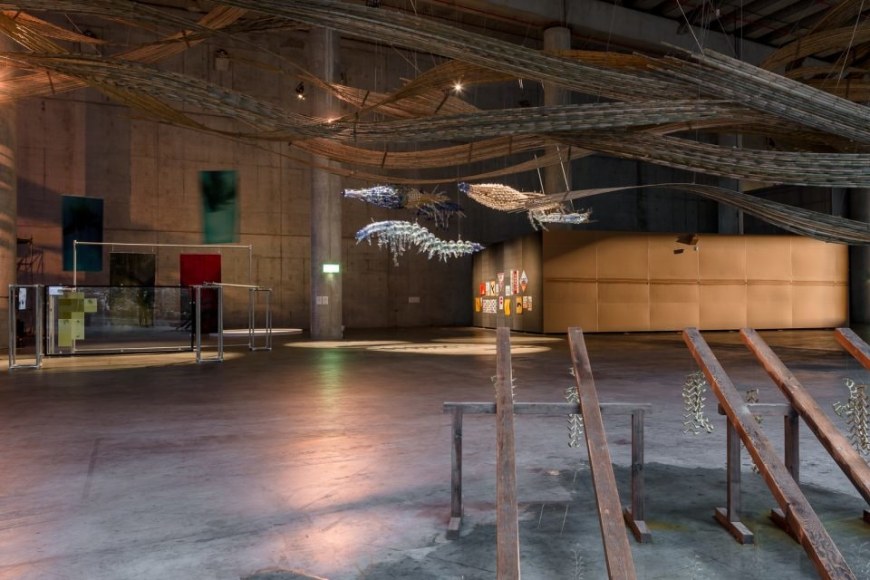 Hera B&uuml;y&uuml;ktaşcıyan, Fishbone IV,&nbsp;2019-2022, Kinetic sculpture, bronze, mechanism, wood