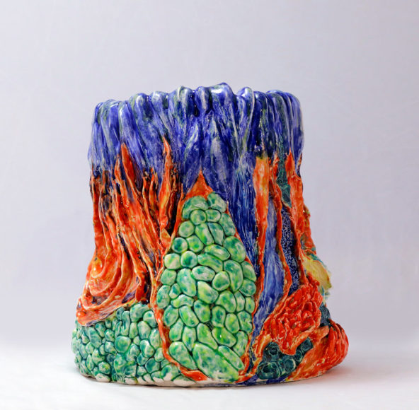 Dorsa Asadi, Elle waiting for the volcano eruption, 2019, Ceramics, 45 x 35 x 35 cm