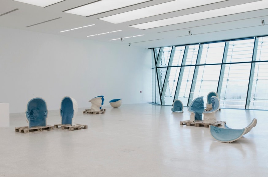 Rossella Biscotti, The Heads in Question, 2015, Silicon RTV-2/118, ceramic-like acrylic resin, DImensions variable