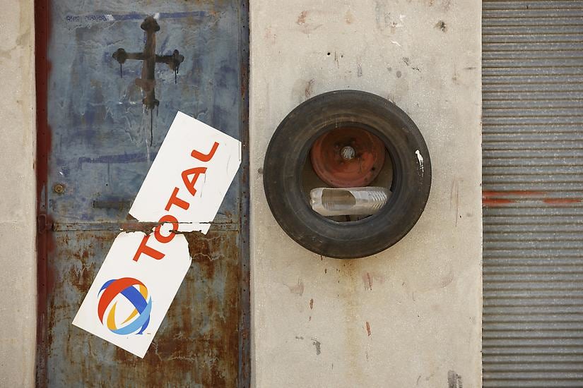 Jaber Al Azmeh, Untitled, 2011, Printed on Cotton Rag Fine Art Archival paper, 60 x 90 cm, Ed. of 3 +&nbsp;AP