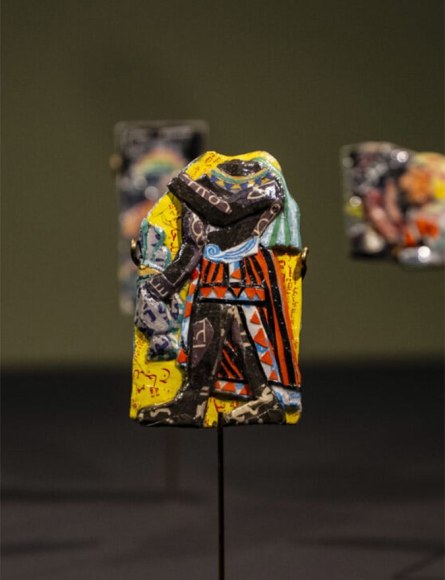 Michael Rakowitz: BeLonging, Installation view at Museum of Mediterranean and Near Eastern Antiquities, Stockholm, 2023