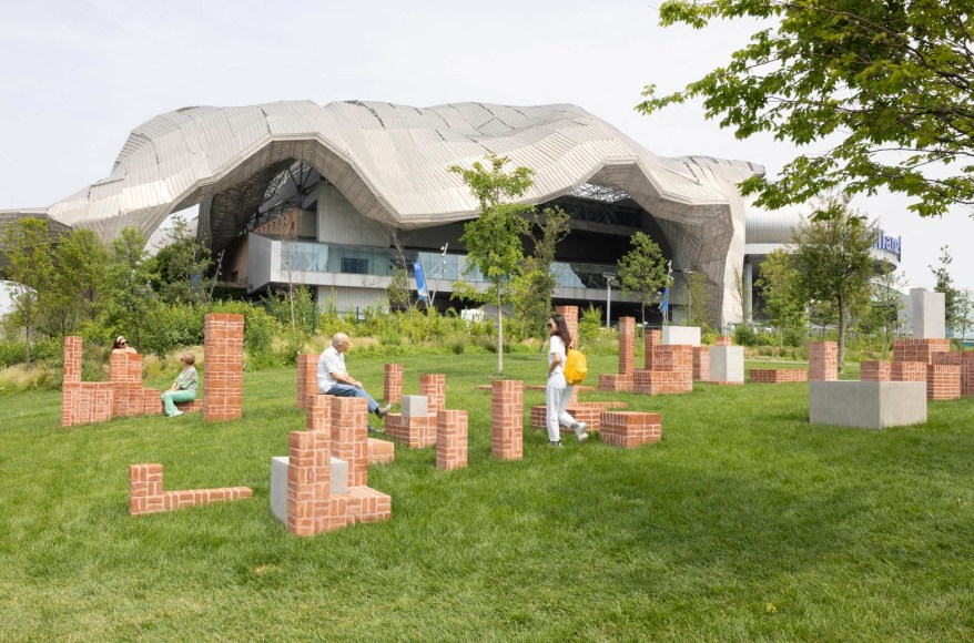 Rossella Biscotti, Come fare?, 2015-2023