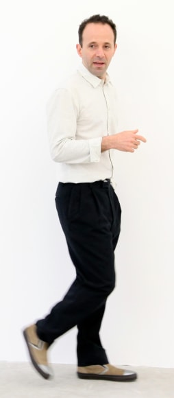 gabriel kuri portrait