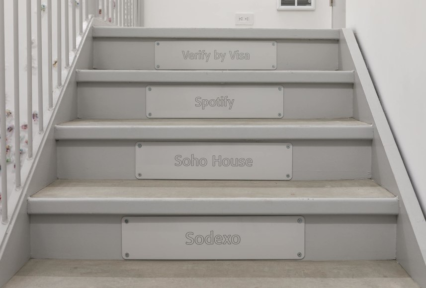 gabriel kuri, vista de instalaci&oacute;n de&nbsp;untitled public art work, the swiss institute, nueva&nbsp;york, 2019