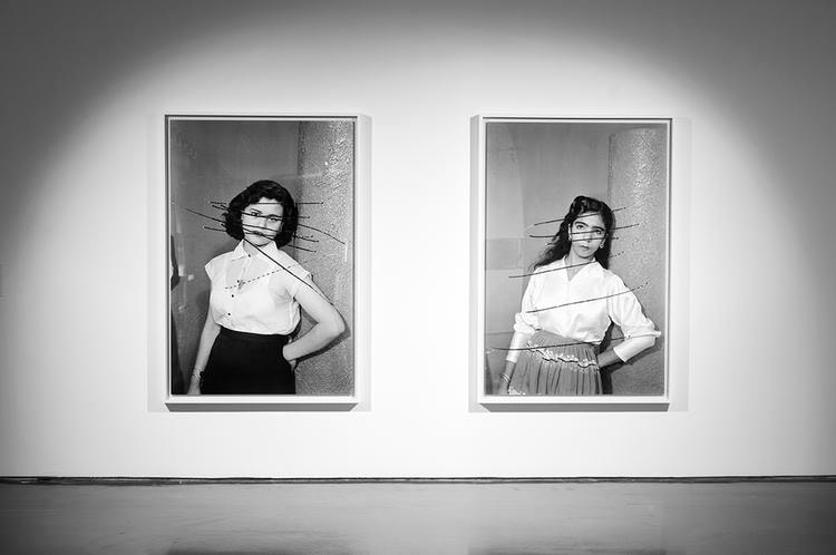 vista de instalaci&oacute;n de&nbsp;the fold: space, time and the image, contemporary arts center, cincinnati, 2019