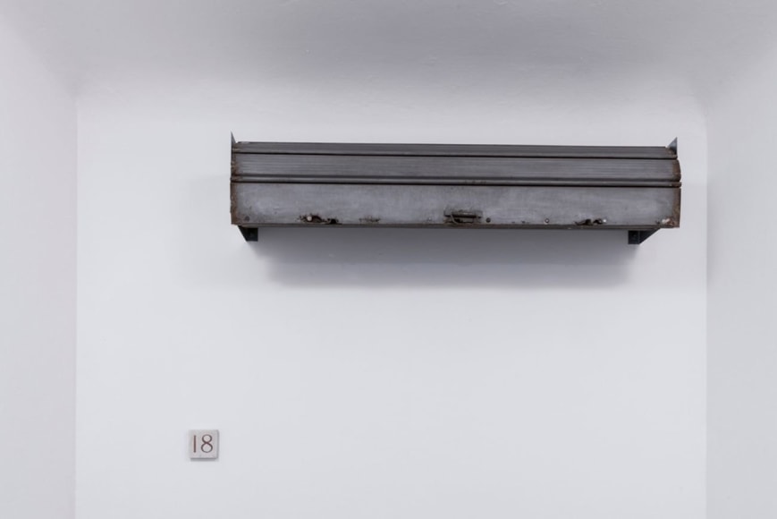 roman ondak,&nbsp;objects in the mirror, base / progetti per l&#039;arte, florence, 2018