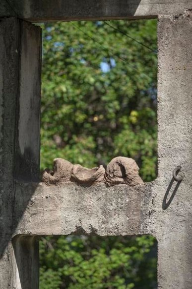 adrian villar rojas, installation view of&nbsp;in riboca, riga biennial, riga, 2018