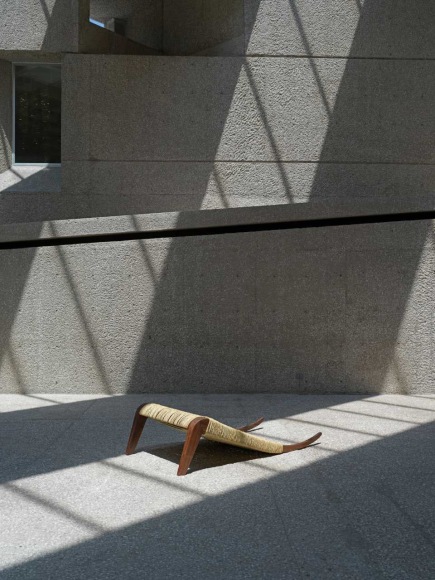 leonor antunes,&nbsp;discrepancies with c.p., museo tamayo, mexico city, 2018