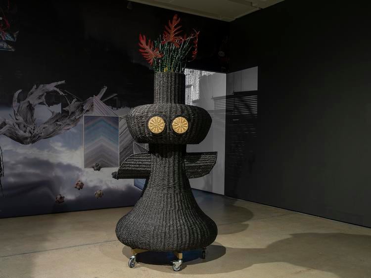 haegue yang, vista de instalaci&oacute;n triple vita nestings, institute of modern art, brisbane, 2018