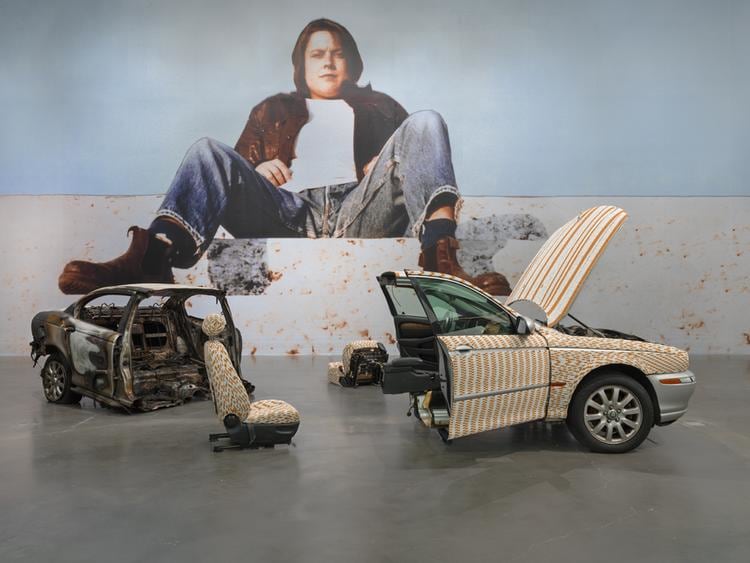  sarah lucas, installation view&nbsp;&nbsp;au naturel, new museum, new york, 2018