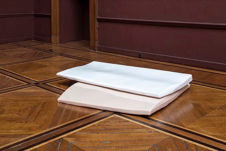 nairy baghramian, installation view of&nbsp;maintainers, beaux-arts, festival d&#039;automne, paris, 2018