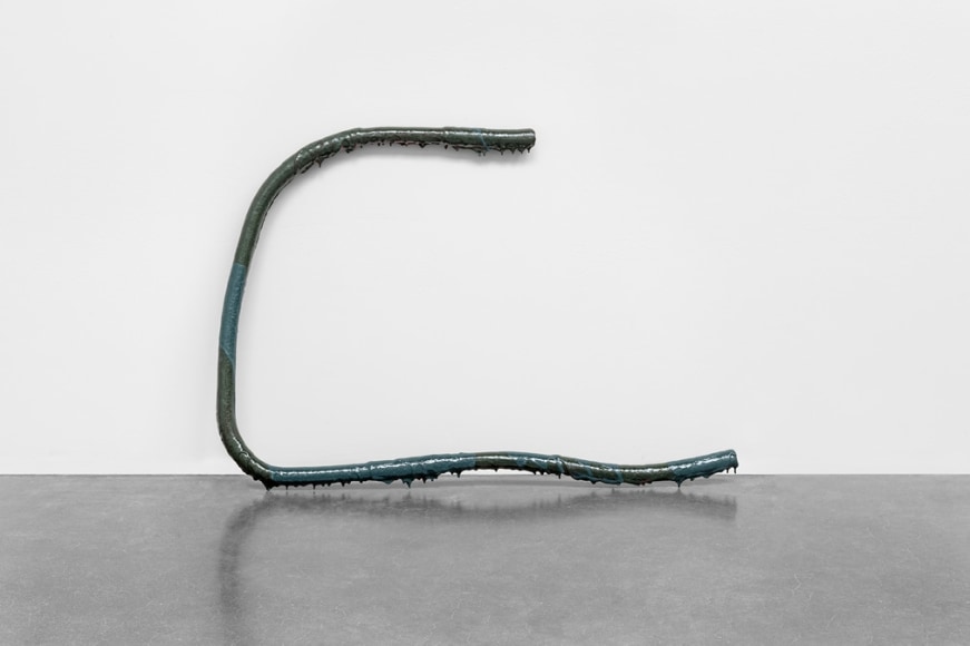 nairy baghramian, beliebte stellen (privileged points), 2015.