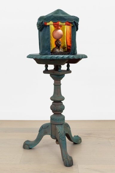 Derek Fordjour, Domicile