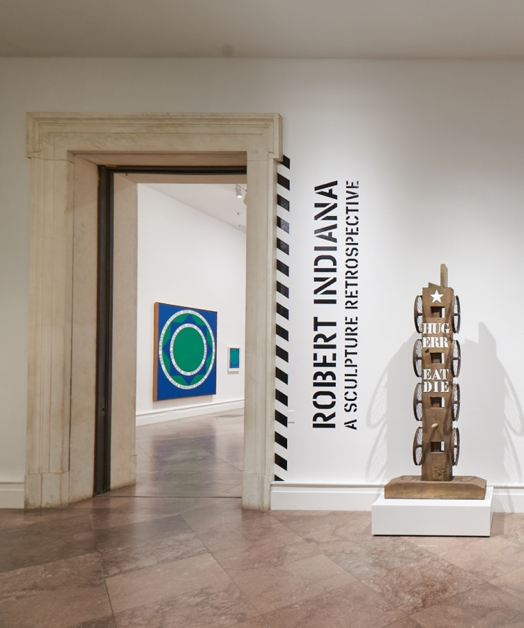 Installation view of&nbsp;Robert Indiana: A Sculpture Retrospective, Albright-Knox Art Gallery, Buffalo, New York, June 16&ndash;September 23, 2018. Left to right, Year of Meteors (1961) and The American Dream&nbsp;(1992, cast 2015), &nbsp;