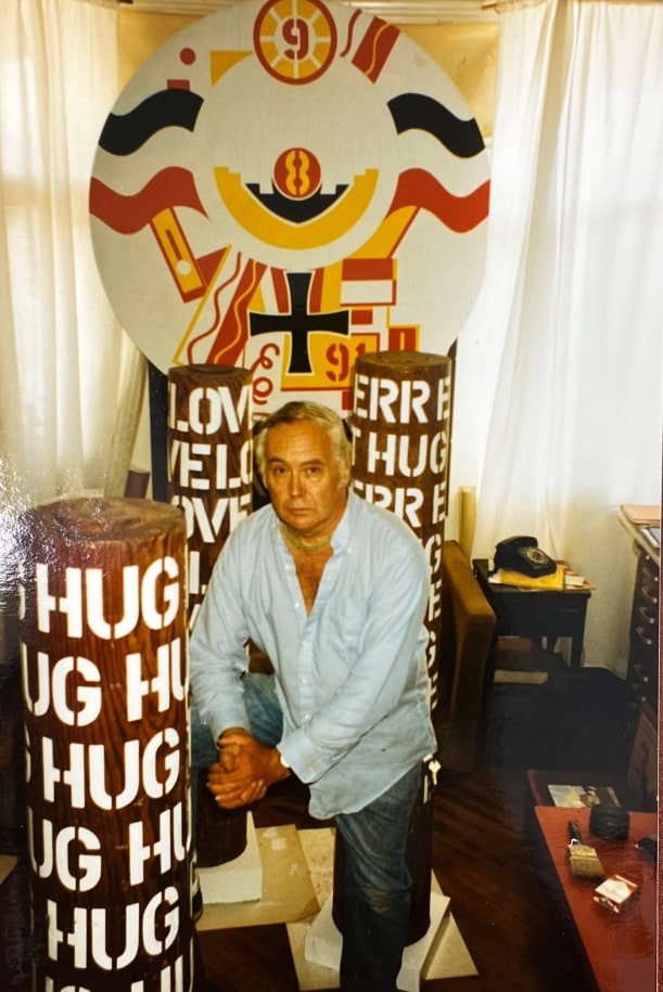 Indiana in his Vinalhaven studio with, left to right,&nbsp;Column Hug (1964), Column Love (1963&ndash;64), and Column Eat/Hug/Err (1964), and the painting KvF XIII (Hartley Elegy) (1989&ndash;94), in an unfinished state., &nbsp;