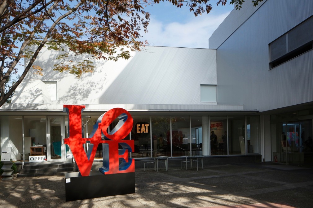 A 72-inch LOVE (Red Faces Blue Sides) (1966&ndash;2000) on display in&nbsp;Love &amp;amp; Peace: Robert Indiana Memorial Exhibition, Contemporary Art Foundation, Tokyo,&nbsp;November 27&ndash;December 2, 2018