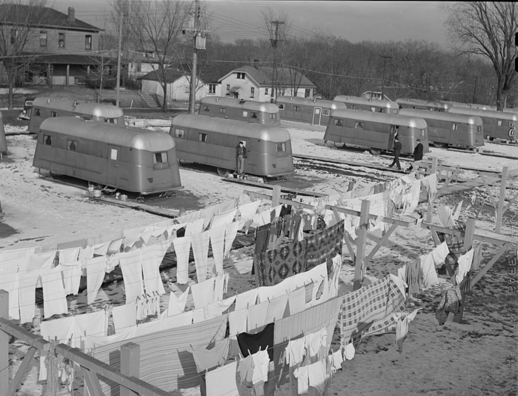 Trailer homes in Burlington, Iowa, 1942, &nbsp;
