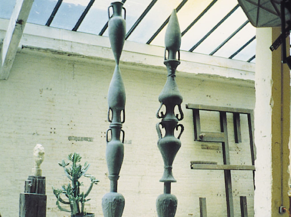 Adjustable Column with Head - Sculpture Items - Julian Schnabel
