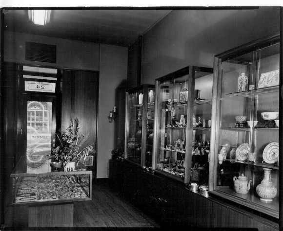 Gallery at 24 East 58th Street in the 1940's