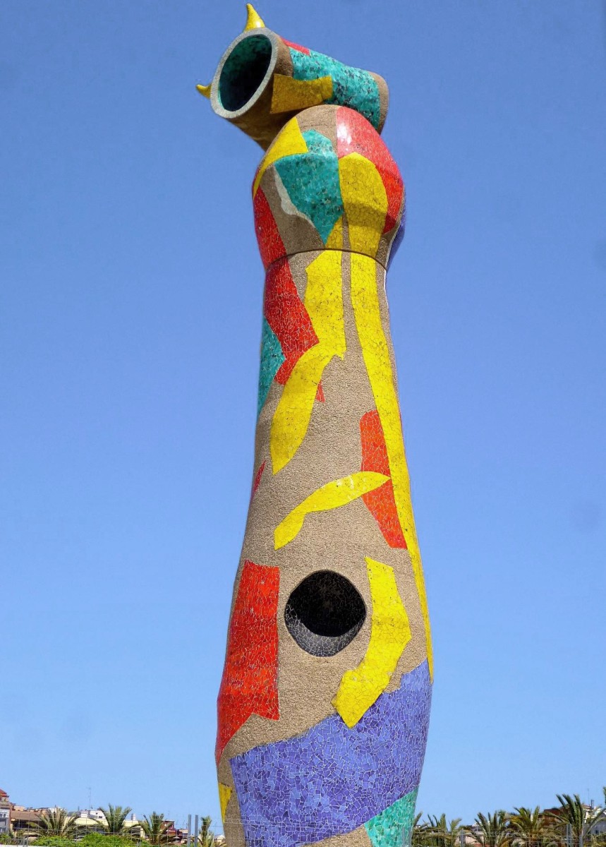 Joan Mir&amp;oacute; and Joan Gardy Artigas
Dona i ocell, 1983
concrete and ceramic tile
866 1/4 x 188 inches
(2200 x 300 cm)
Installation view, Parc de Joan Mir&amp;oacute;, Barcelona

&amp;nbsp;