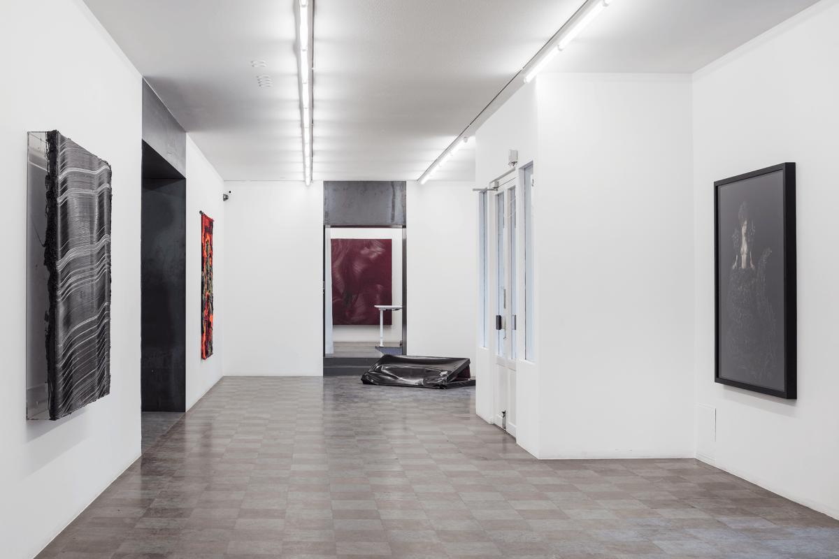 Installation Shot, Ikaros + Courtesy Private Collection, 2017