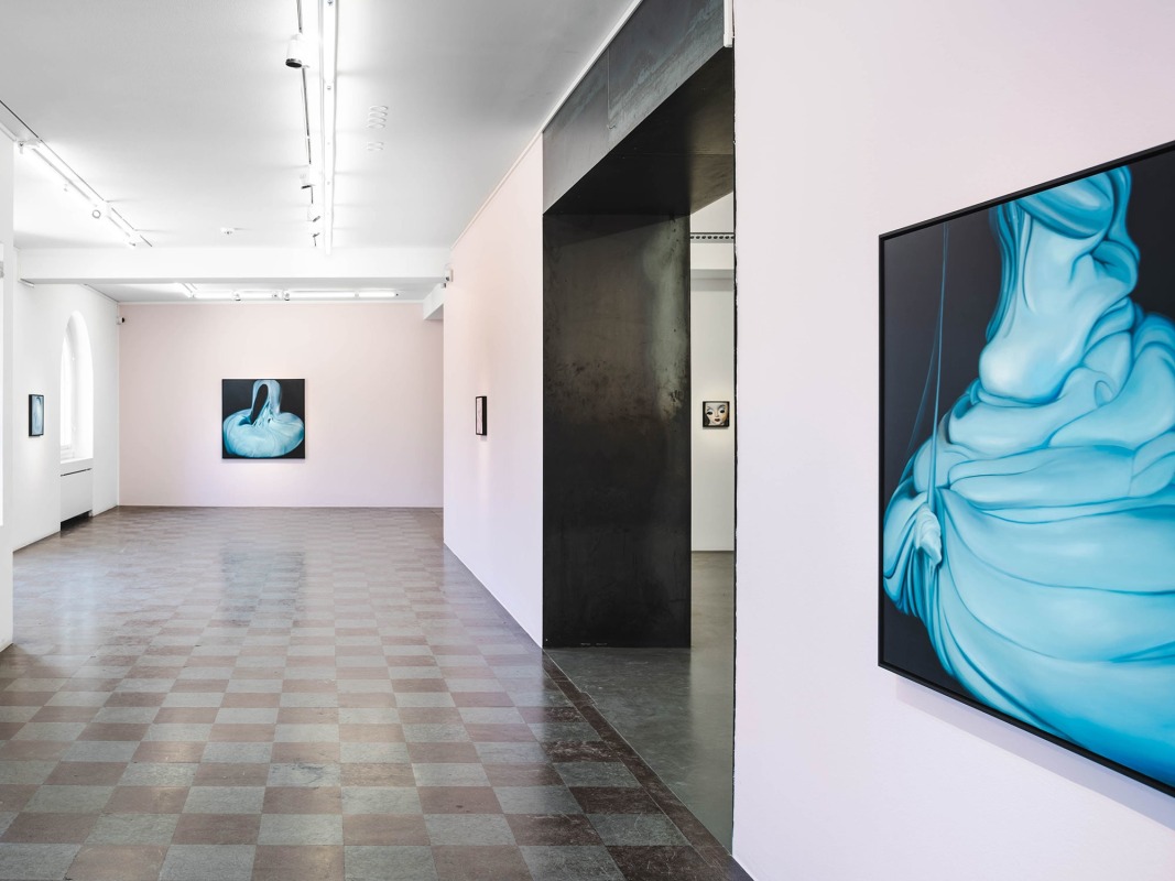 Installation view, The Naked Dive, 2022 Photo Jean-Baptiste Béranger
