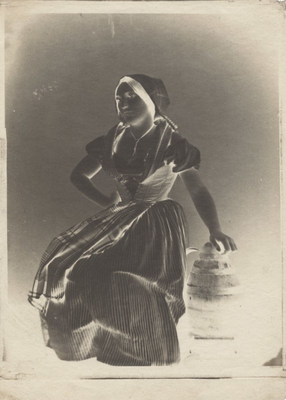 Julien VALLOU DE VILLENEUVE (French, 1795-1866) The milkmaid, circa 1852 Paper negative 16.5 x 12.8 cm on 19.5 x 13.7 cm paper