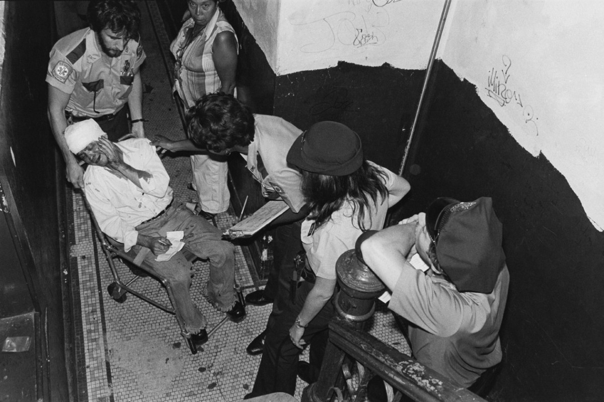 Jill Freedman, They Prey on the poor