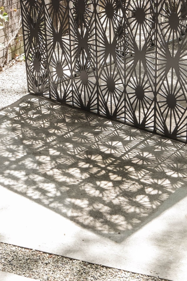 Installation view of&nbsp;Screenhouse&nbsp;at&nbsp;The Arts Club of Chicago&nbsp;