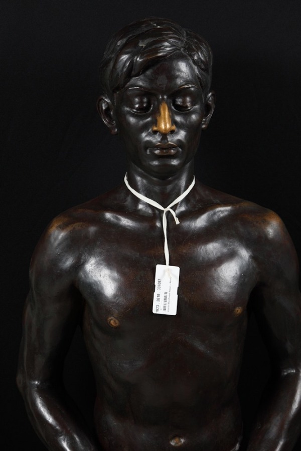 Ken Gonzales-Day Untitled (Malvina Hoffman Collection, Kashmiri Man [Prakash Haksar], [337097], The Field Museum, Chicago, IL,&nbsp;2009-2012