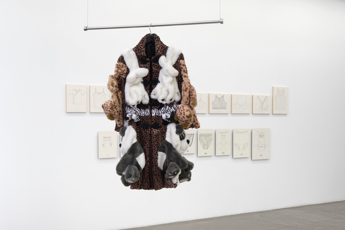 Installation view of Mimi Smith,&nbsp;Head-On