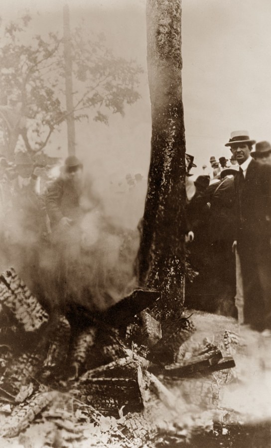 Ken Gonzales-Day, Lynching of Jesse Washington, Wako, TX., 1916., 2017