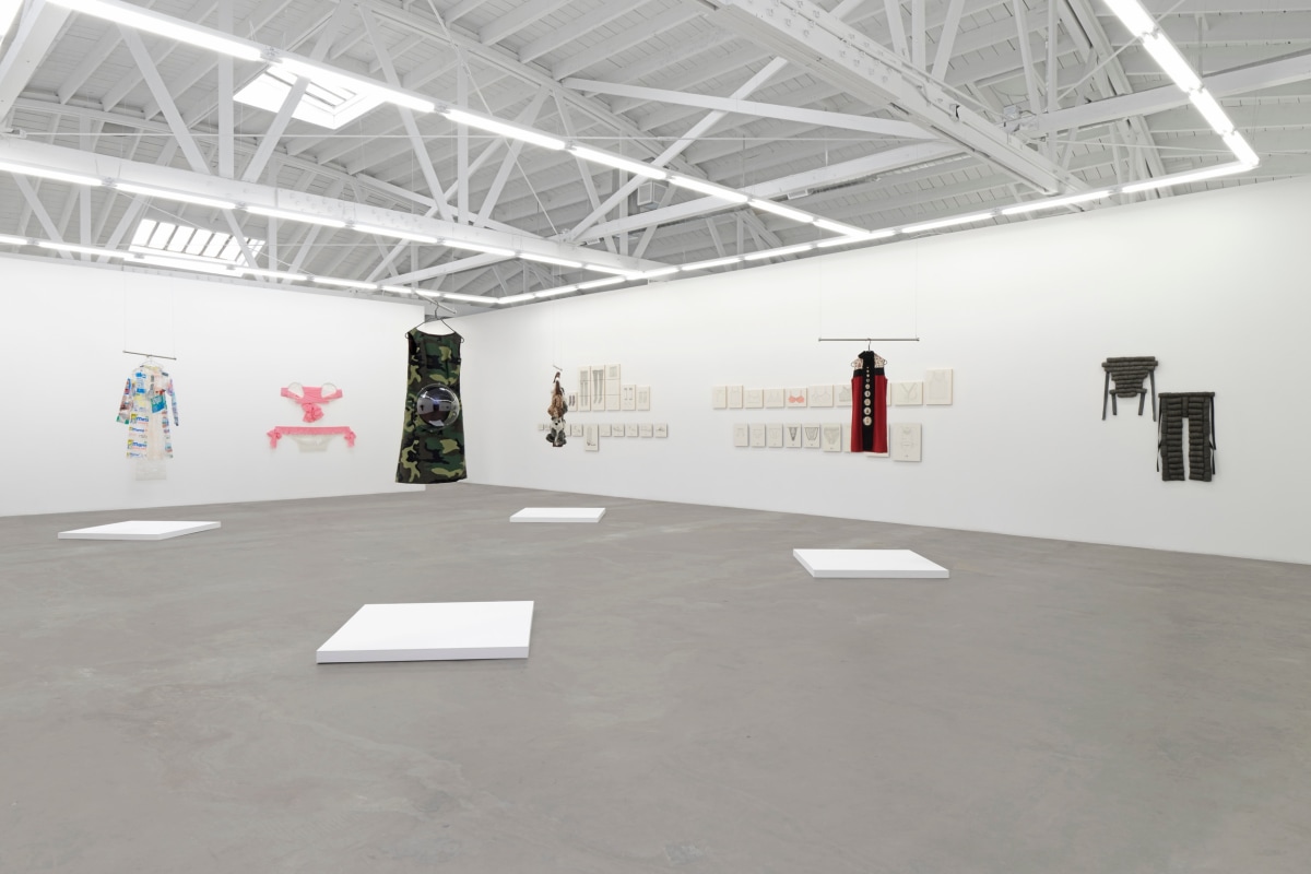 Installation view of Mimi Smith,&nbsp;Head-On
