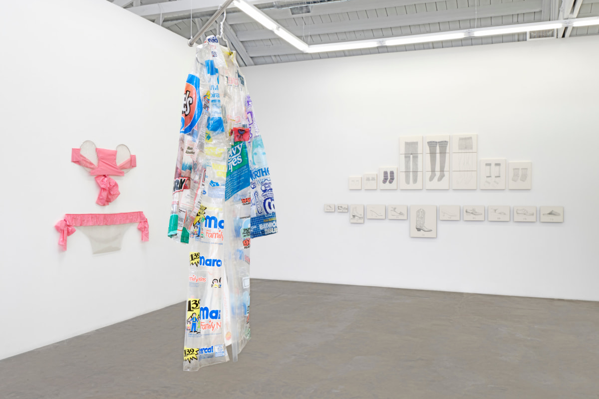 Installation view of Mimi Smith,&nbsp;Head-On