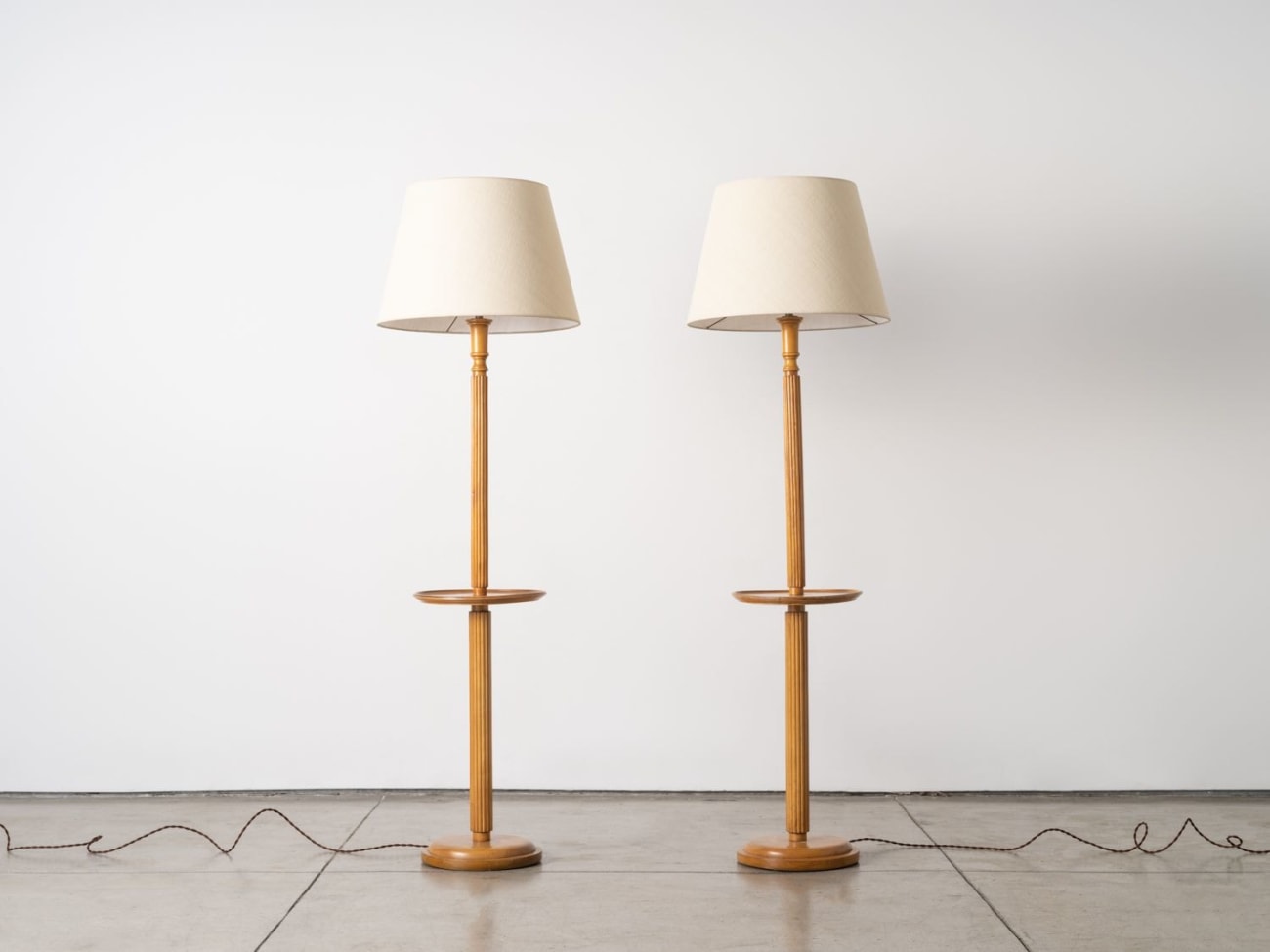 T.H. ROBSJOHN GIBBINGS