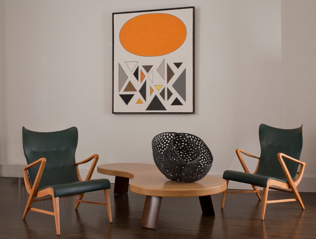 BLACK BASKET, 2015. CHAIRS: AXEL LARSSON. TABLE: PAUL FRANKL. PAINTING: RICHARD FILIPOWSKI.