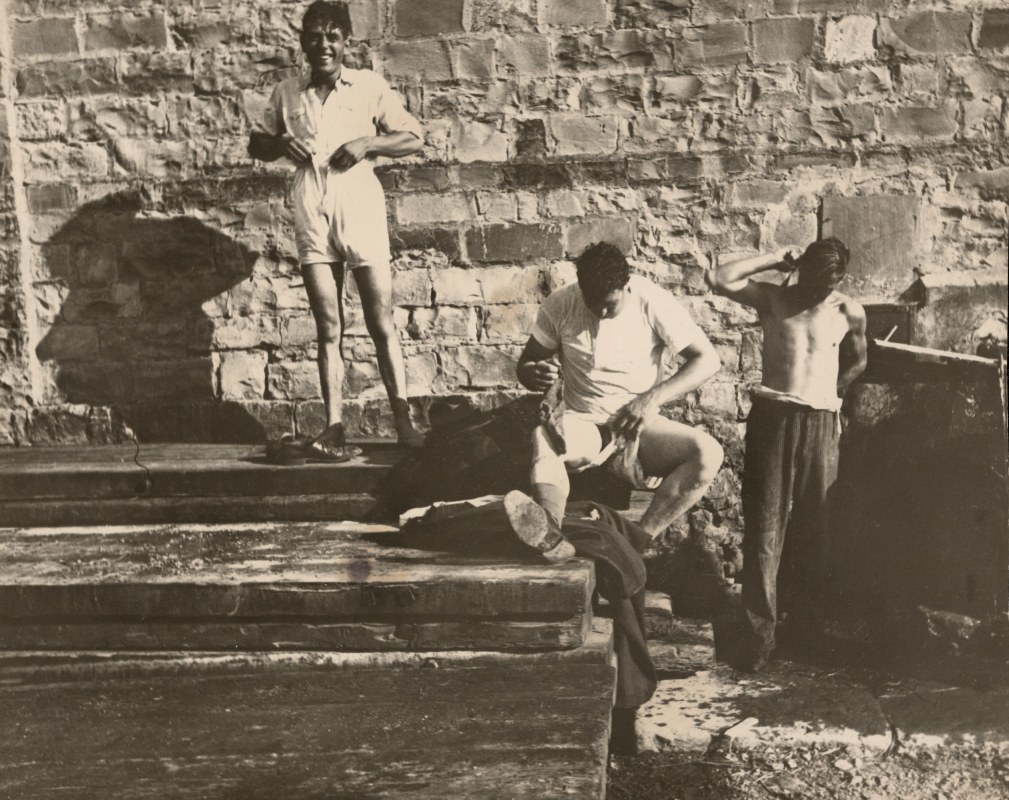 Henri Cartier-Bresson (1908-2004), Provisoire, c. 1940s