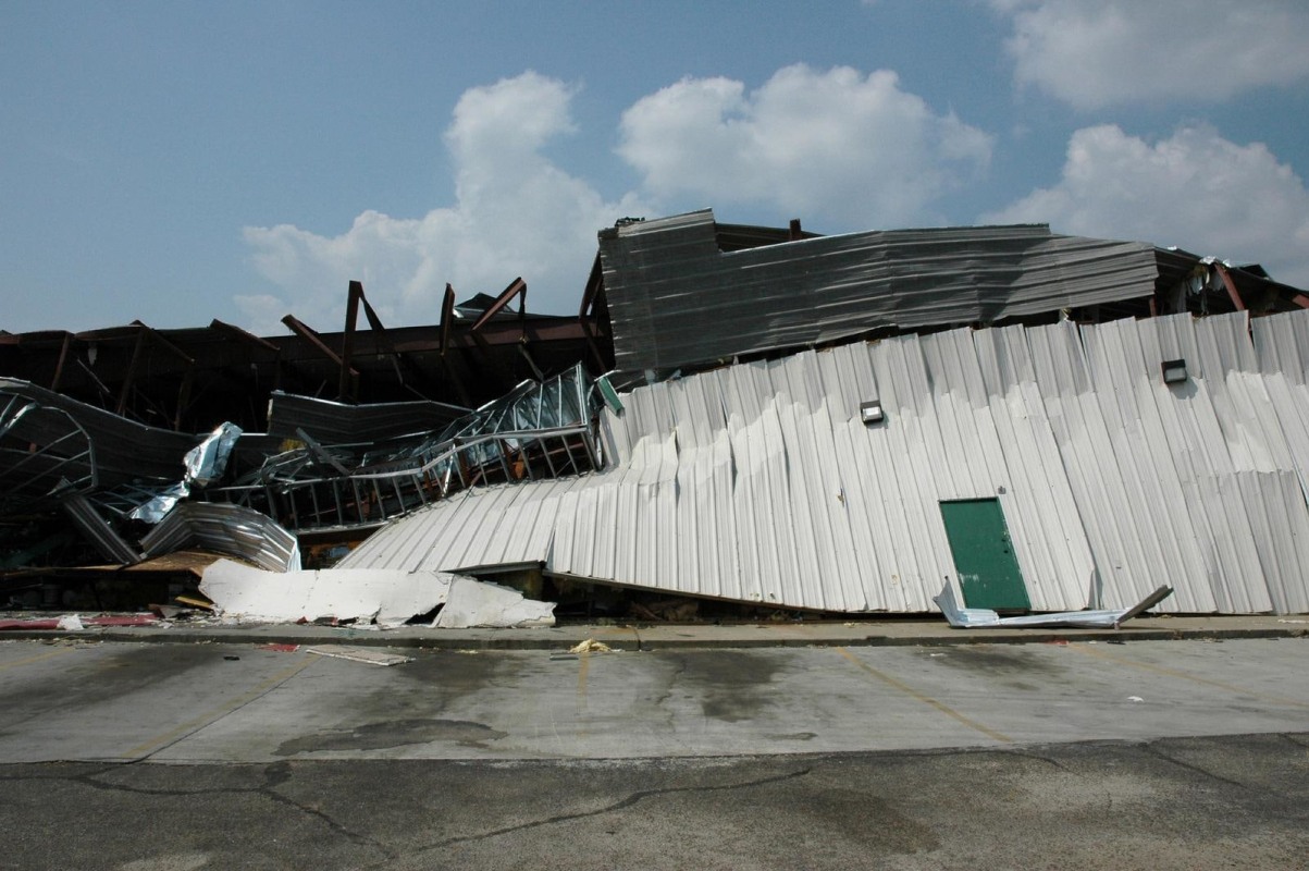 Zoe Strauss -
Collapsed Building, 2001-2006 | Bruce Silverstein Gallery