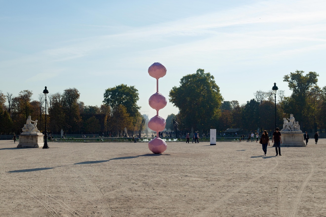 Installation view of Franz West: Dorit, FIAC Hors les Murs, Paris, 2018