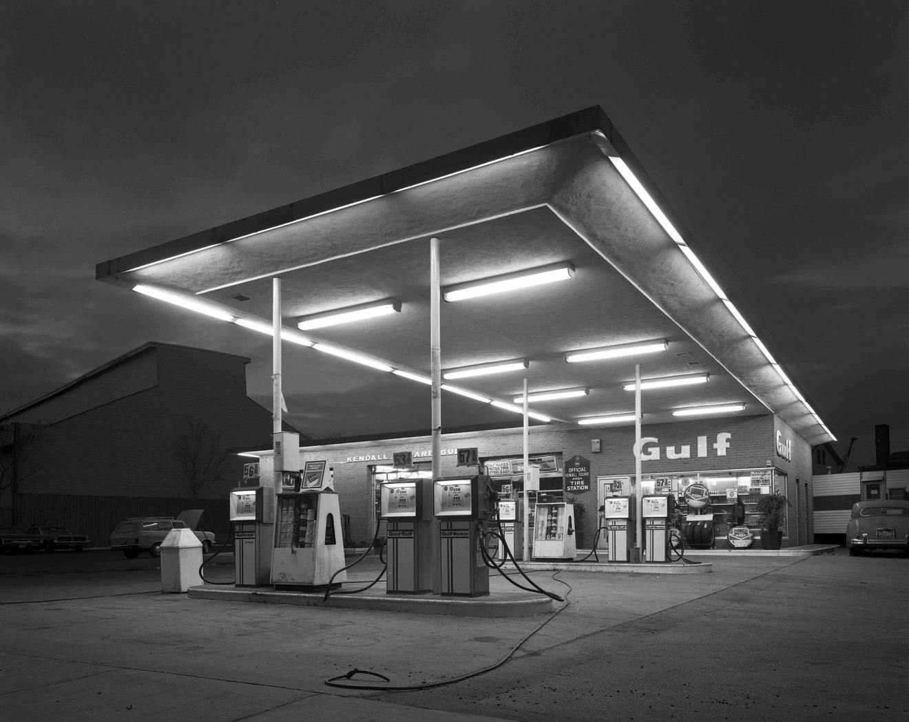 Baldwin Lee, Gulf Station, New Haven, CT