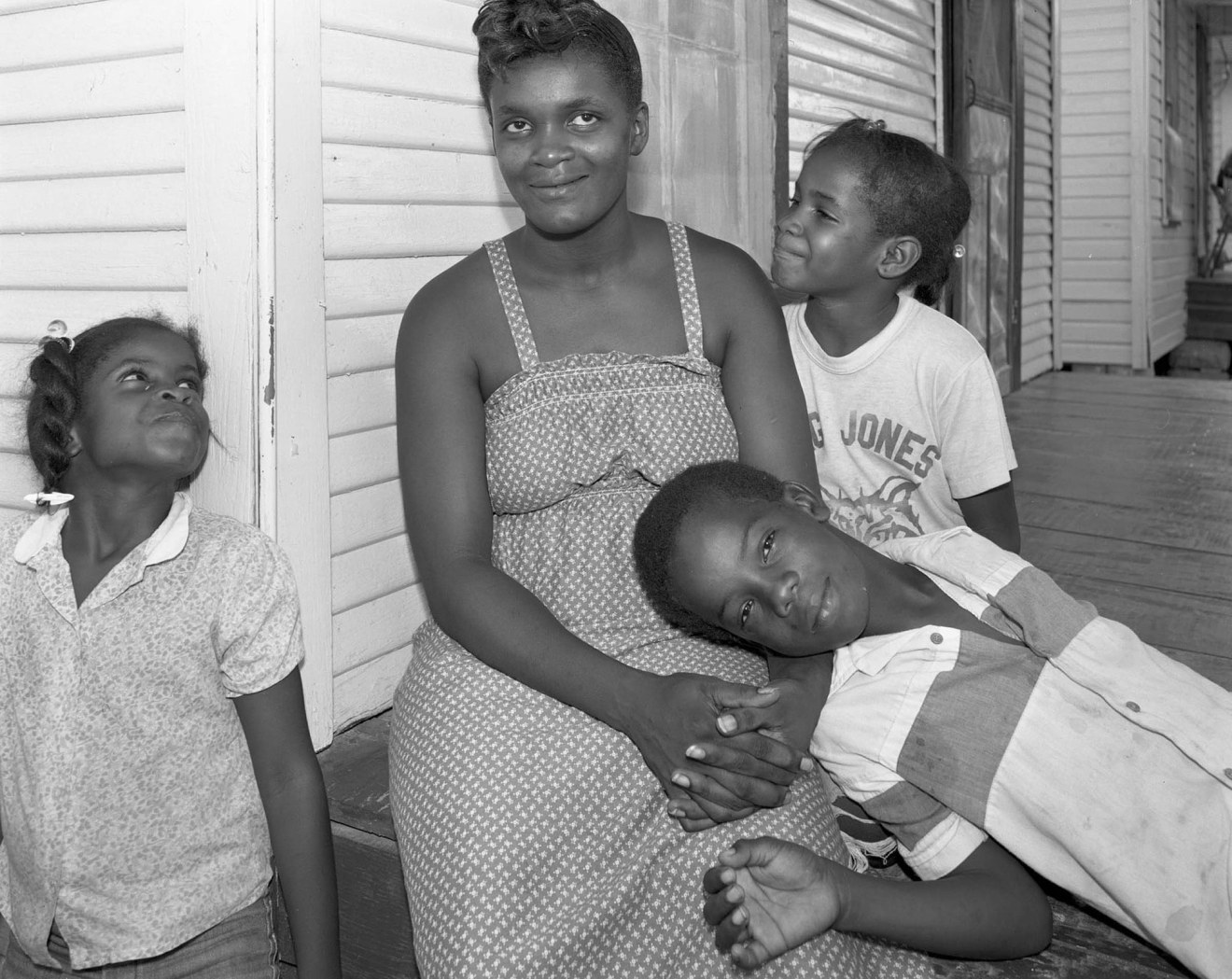 Monroe, Louisiana - Mother and Children, 1985