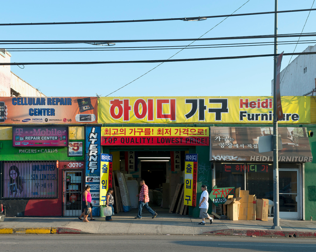 Heidi Furniture, Pico Boulevard, Los Angeles, chromogenic print