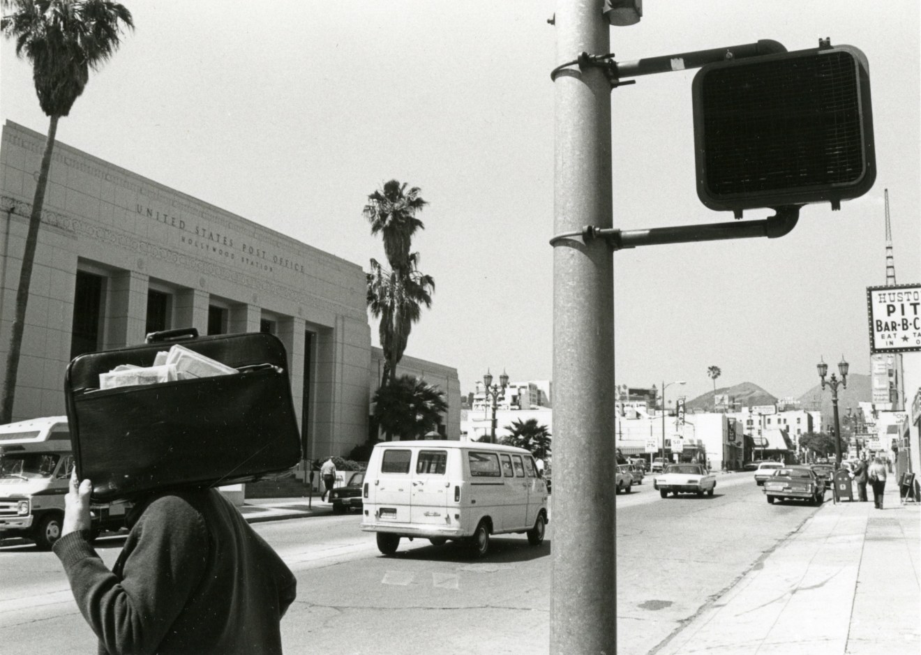 Gary Krueger, Los Angeles