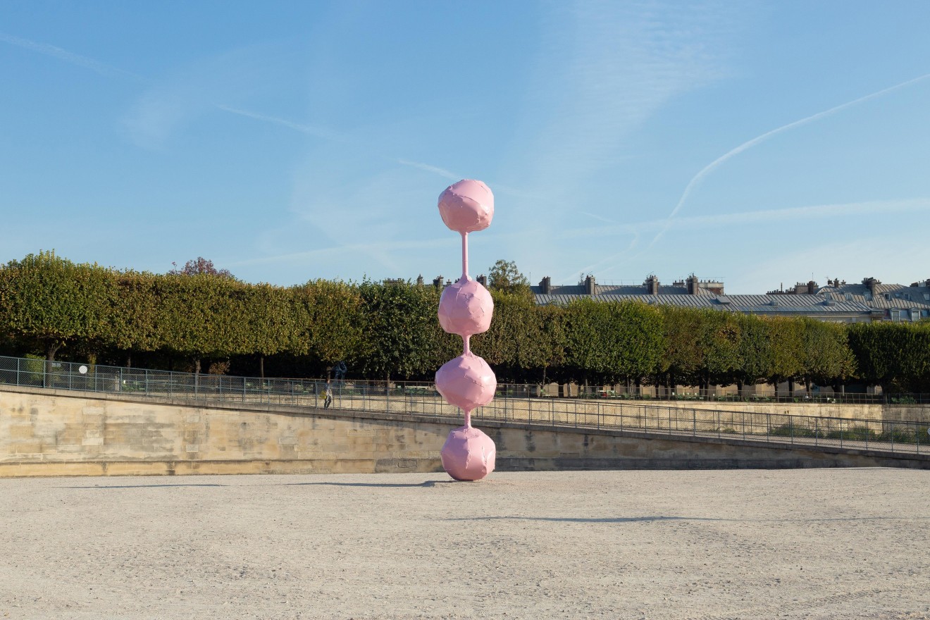 Installation view of Franz West: Dorit, FIAC Hors les Murs, Paris, 2018