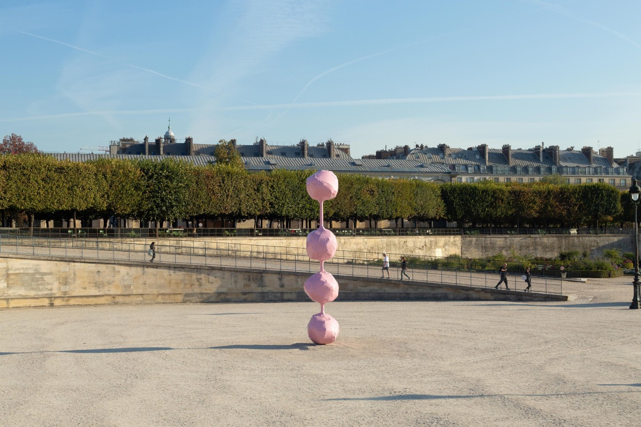 Installation view of Franz West: Dorit, FIAC Hors les Murs, Paris, 2018