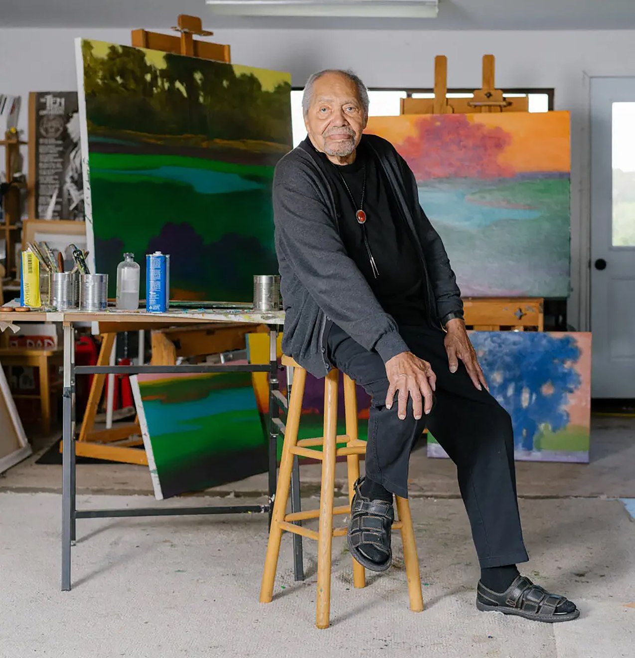 Richard Mayhew in his studio