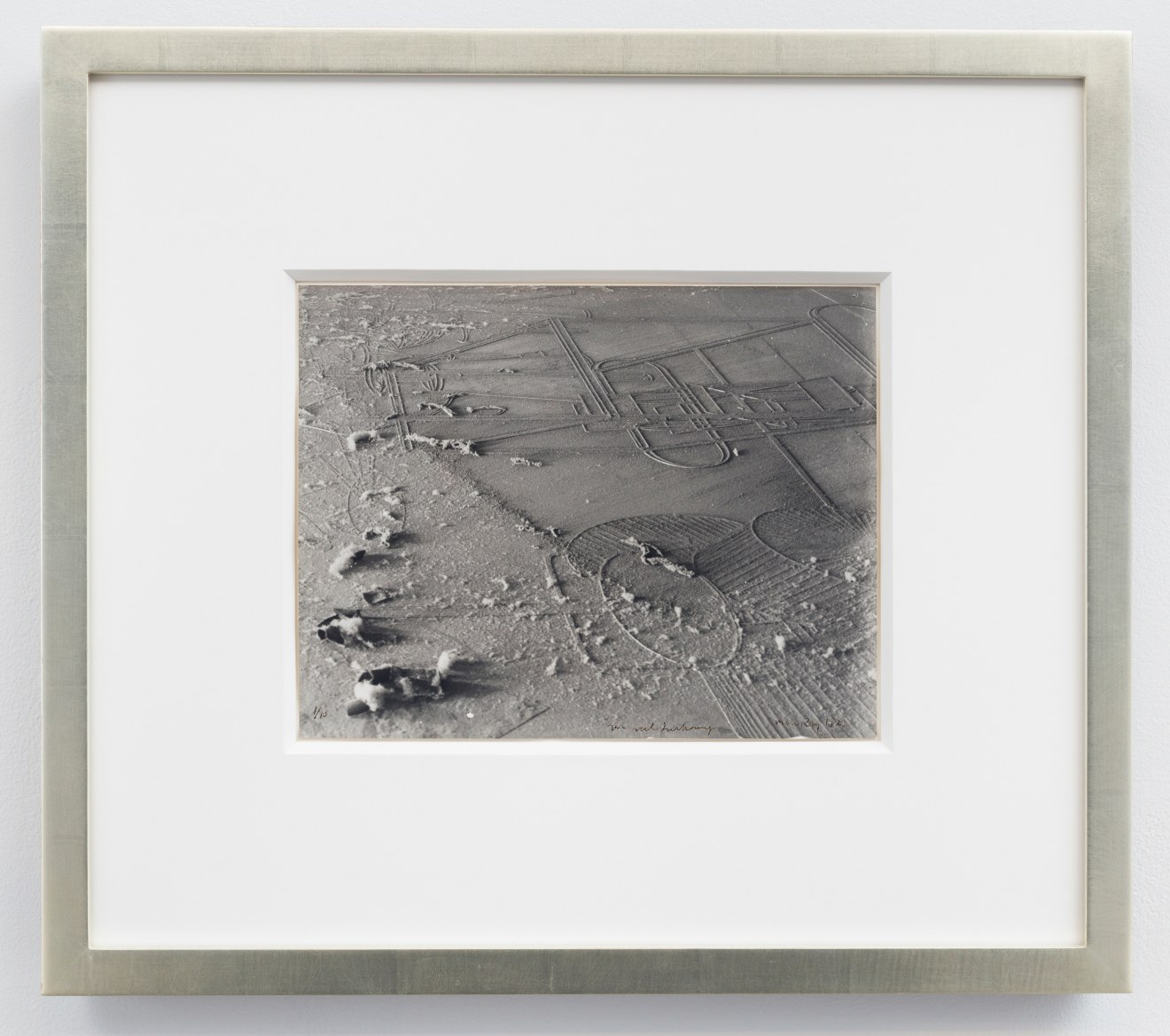 Marcel Duchamp Elevage de Poussi&egrave;re (Dust Breeding), 1964