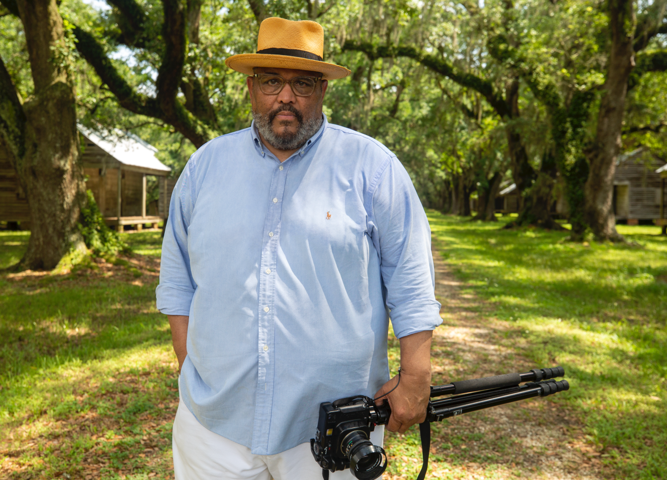 Dawoud Bey Receives Honorary Doctorate at RISD