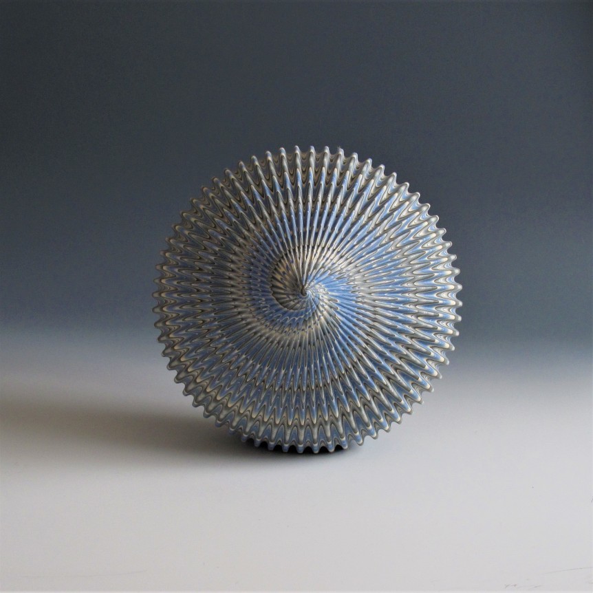 Ogata Kamio: Biography