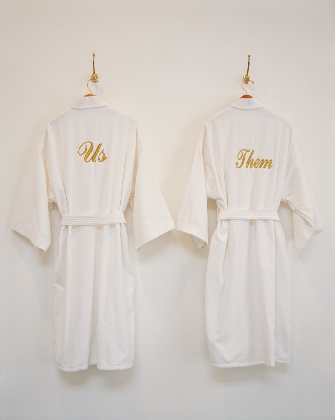 Us & Them (robes), 1991.